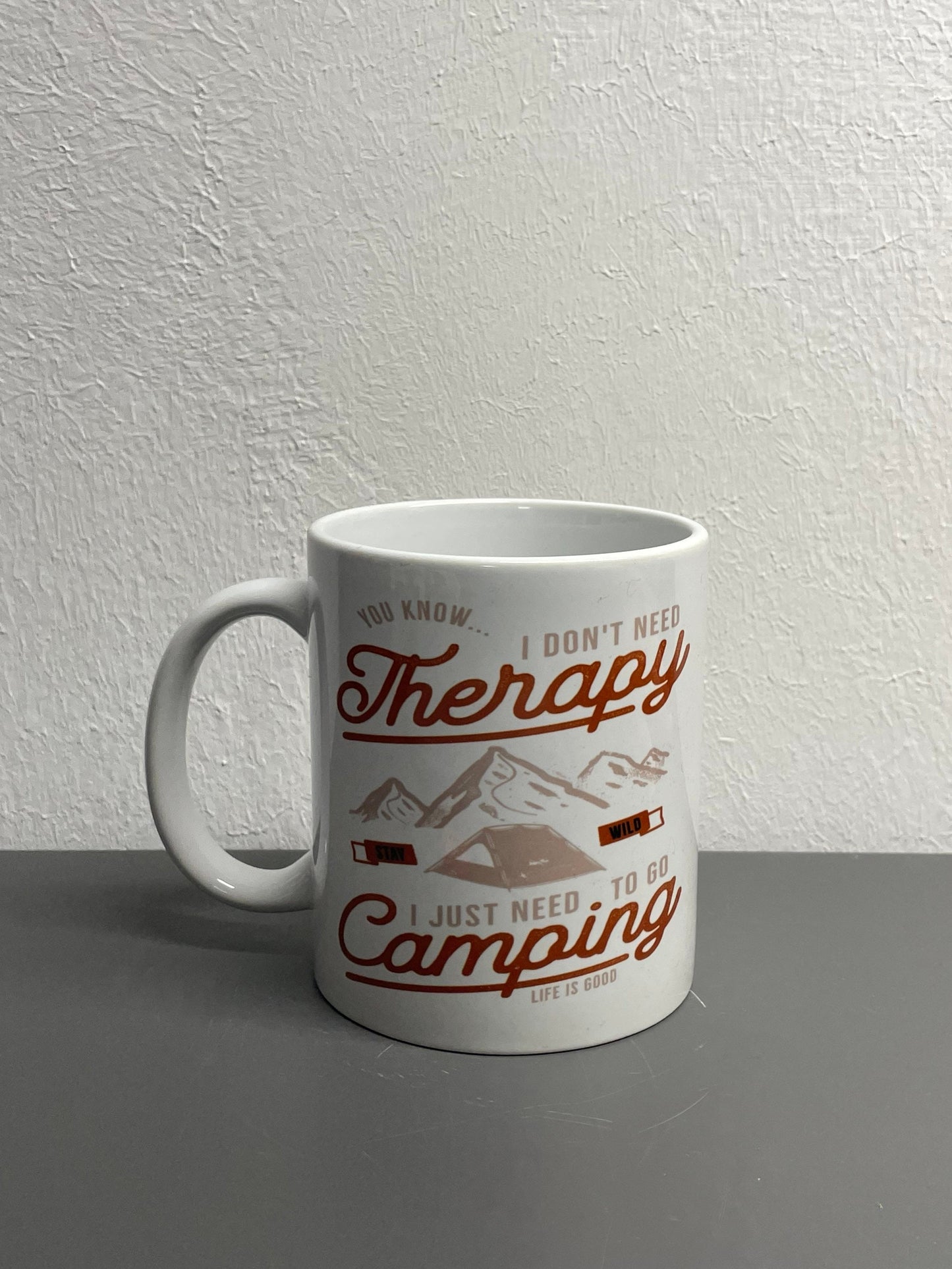 Camping Kaffeetasse I just need Camping Caravan - individualisierbar mit Namen oder Botschaft personalisiert in 7 Farben erhältlich