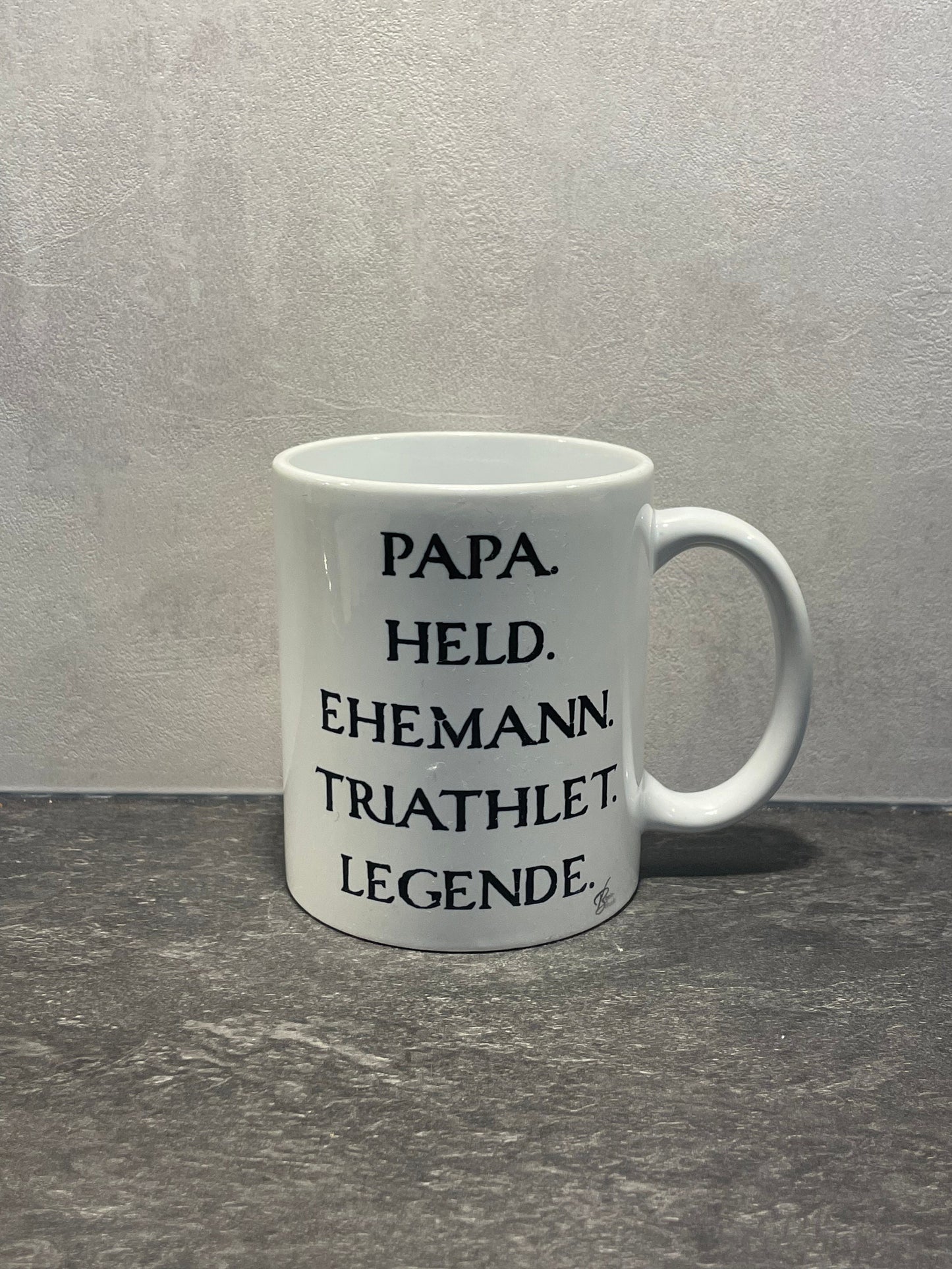 Triathlon Tasse - Papa Held Ehemann Triathlet Legende - Swim Bike Run - individualisierbar mit Namen oder Botschaft personalisiert