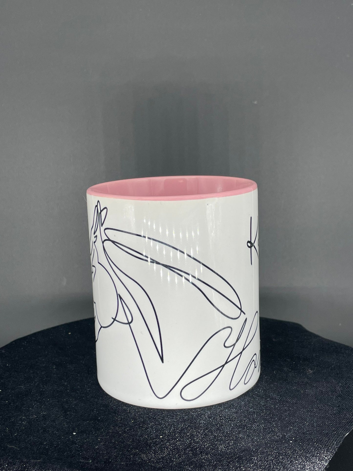 Kaffeetasse Pferd Line Art Horse mit Namen - individuell mit Namen vom Pferd oder Reiter oder Botschaft personalisierbar zweifarbig