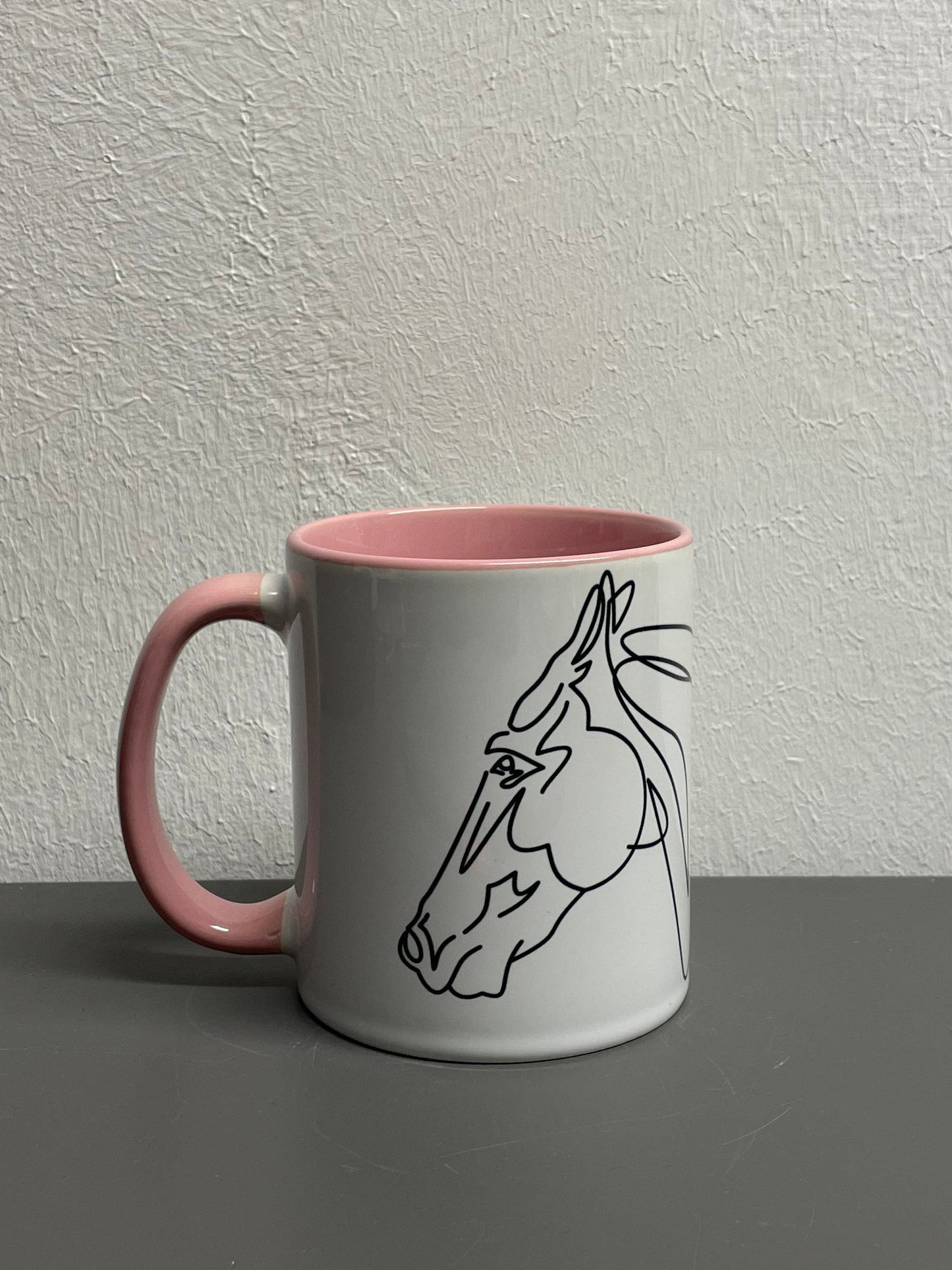 Kaffeetasse Pferd Line Art Horse mit Namen - individuell mit Namen vom Pferd oder Reiter oder Botschaft personalisierbar zweifarbig